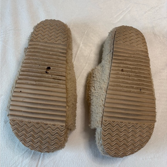 Target platform slides - Picture 3 of 3